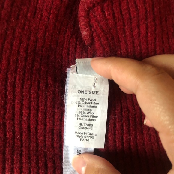 ❌sold❌Madewell $40 MSRP Wool Cozy-Knit Beanie Burgundy / Red #07792 SUPER WARM - Picture 6 of 8